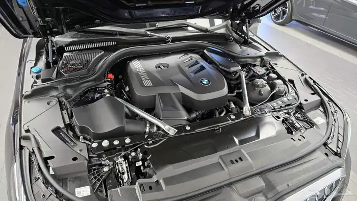 للاستيرادمن كوريا  BMW 520i 2025 19
