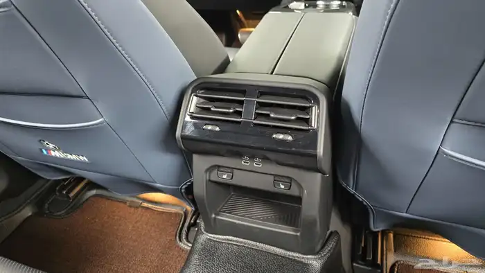 للاستيرادمن كوريا  BMW 520i 2025 14