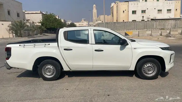 للبيع متسوبيشي 2023 غمارتين 1