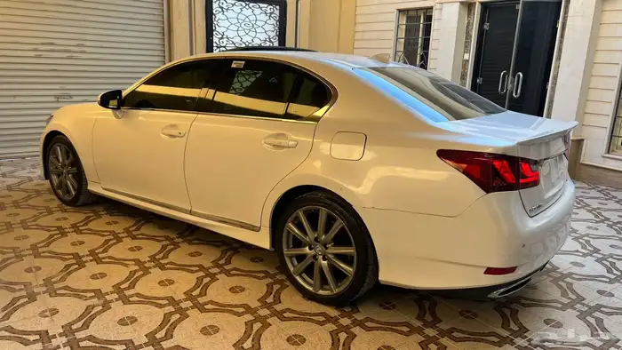 لكزس gs 2015 سعودي بدي وكاله للبيع 9
