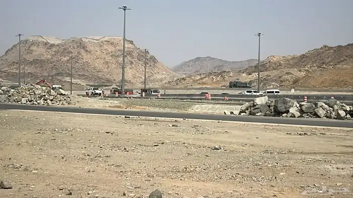 للايجار قطعتين بمساحة 1140 على الدائري الرابع بمخطط الريان 3