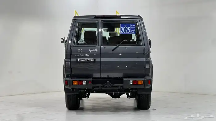 تويوتا ربع V6.2025فل كامل رفرف بريمي بنزين40عام 4