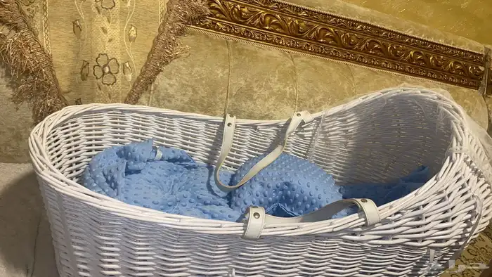 للبيع لضروره سرير اطفال 2