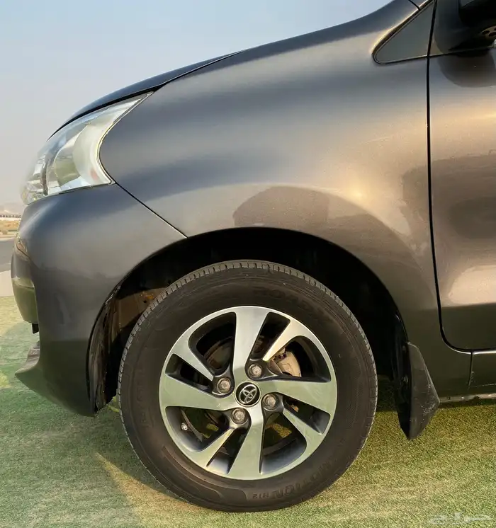 تويتا افانزا 2017 44