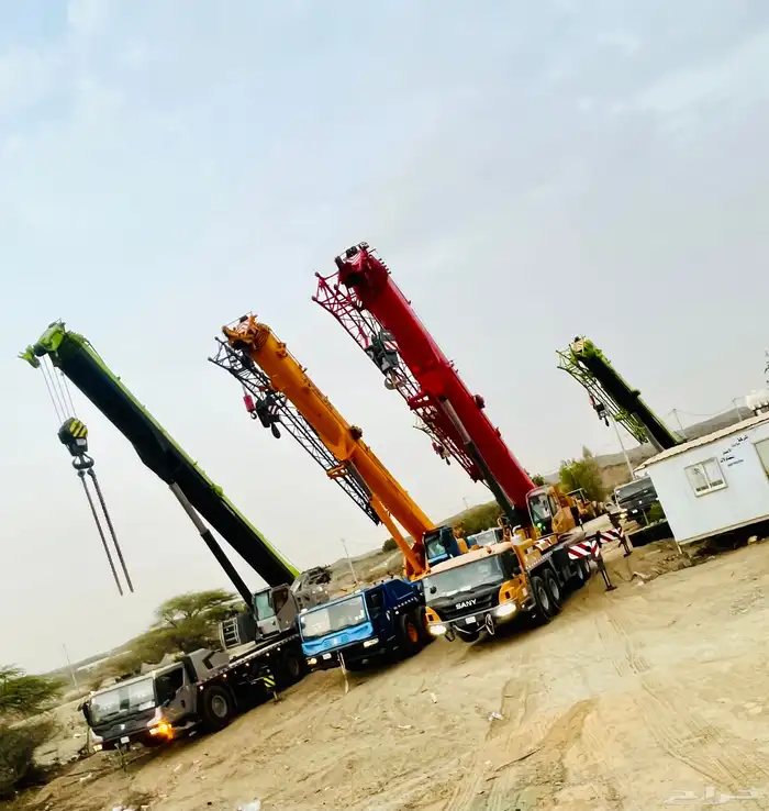 Crane and Flatbed Rental 8