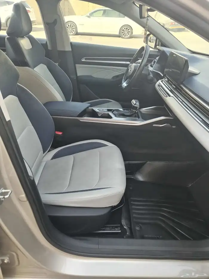 جيلي امجراند فل كامل 2023 7