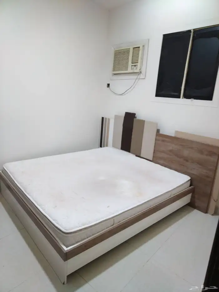 سرير نفرين مع مرتبته 0