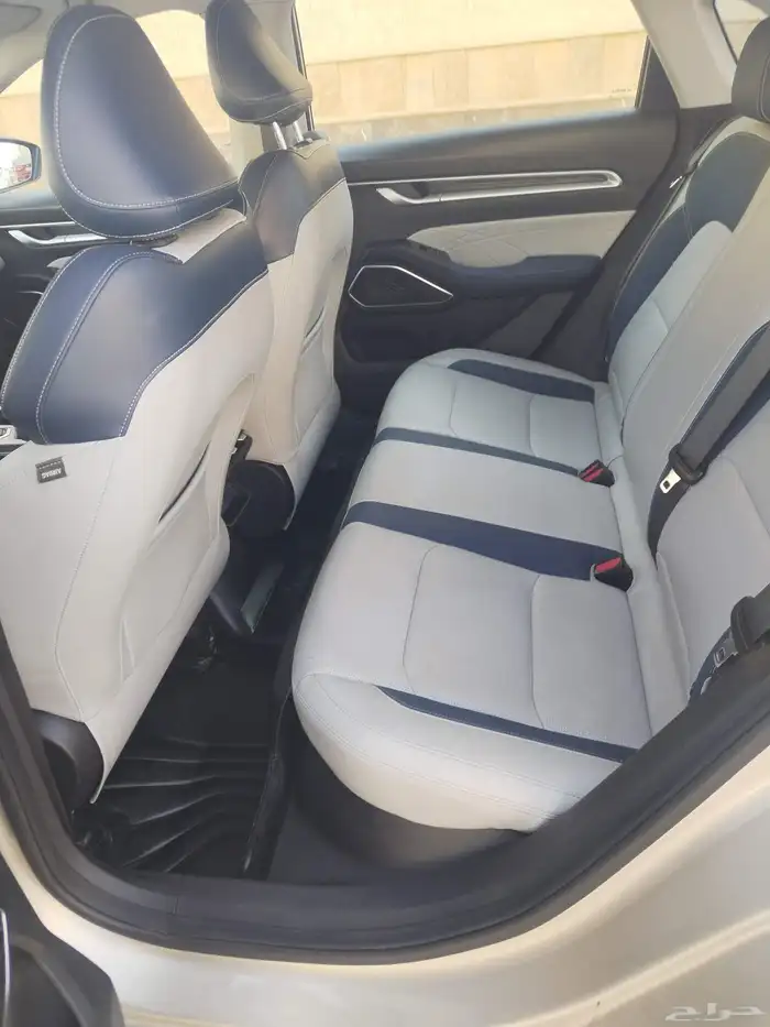 جيلي امجراند فل كامل 2023 8