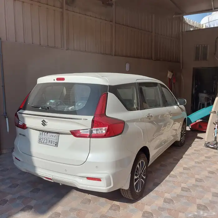 سوزوكي ارتيجا 2025 GLX فل كامل 3