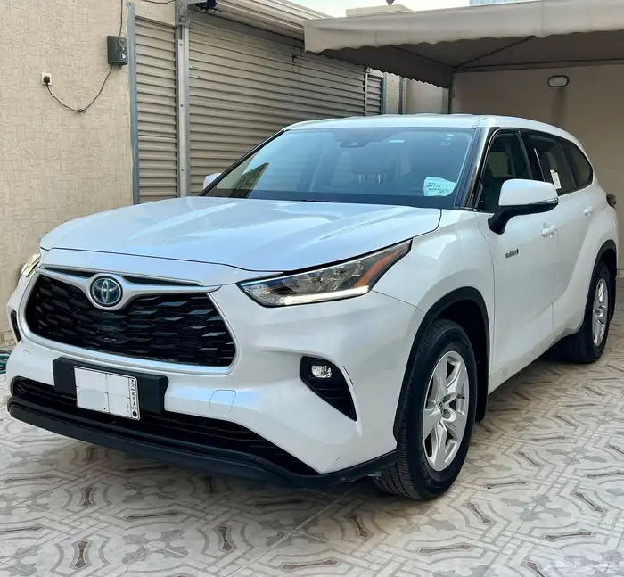 تويوتا هايلاندر 2022 شبه اصفار 3