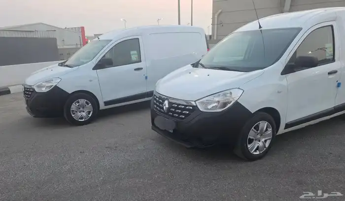 رينو دوكر فان 2022 حبتين نضيف بنزين 3