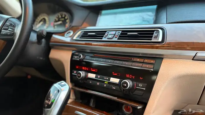 بي ام دبليو 730Li 2012 individual ( منوة المستخدم ) 52