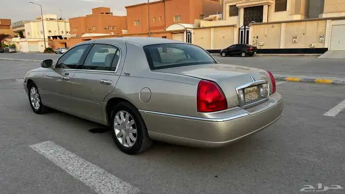 لينكون تاون كار 2009 سيقنتشر ليميتد 6