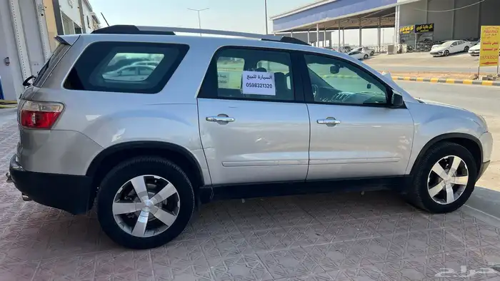 سيارة جي ام سي اكاديا SLE 2012 1