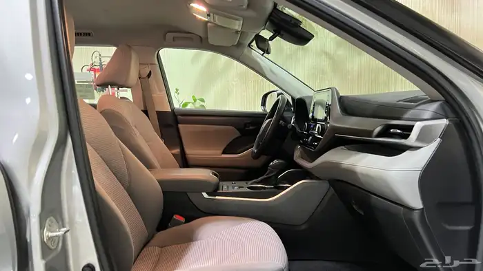 هايلاندر 2021 (نظيف جدا ) سعودي 12