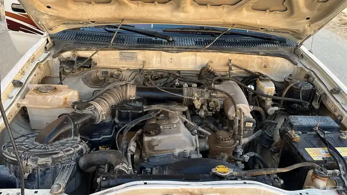 هايلوكس 2004 10