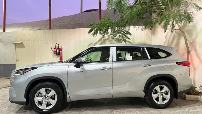 هايلاندر 2021 (نظيف جدا ) سعودي 1