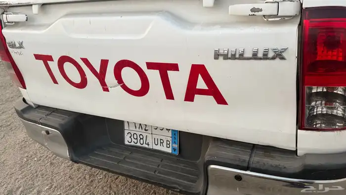 هيلوكس 2021 للبيع مخزن 3