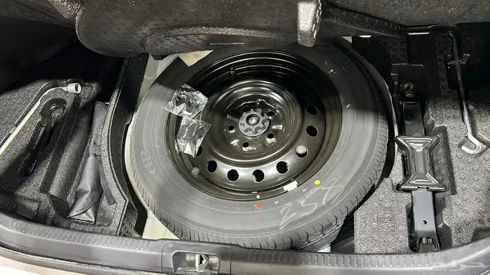 كامري GLX مخزن 2016 11