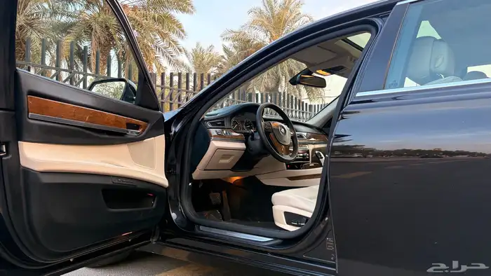 بي ام دبليو 730Li 2012 individual ( منوة المستخدم ) 21