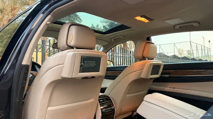 بي ام دبليو 730Li 2012 individual ( منوة المستخدم ) 39