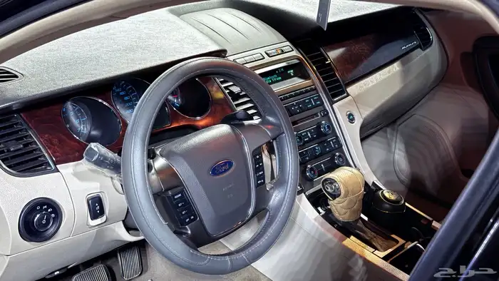 فورد تورس 2010 22