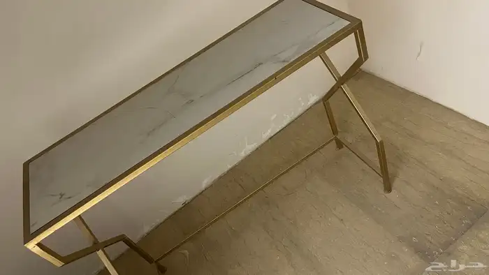 طاوله اربع خدمات و مداخل 1