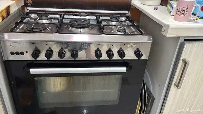 اثاث للبيع دواليب وبراد وغاز وغرف نوم وكنب وطاولة طعام 19