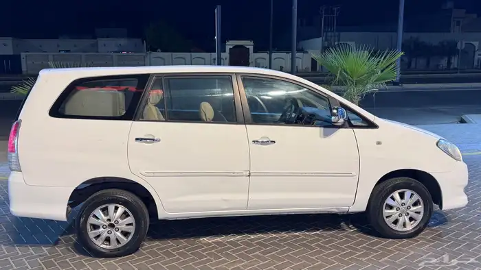 انوفا فاغن 2010 3