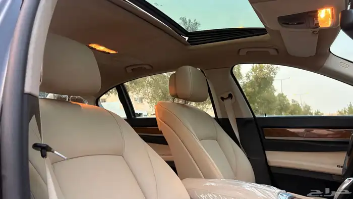 بي ام دبليو 730Li 2012 individual ( منوة المستخدم ) 50