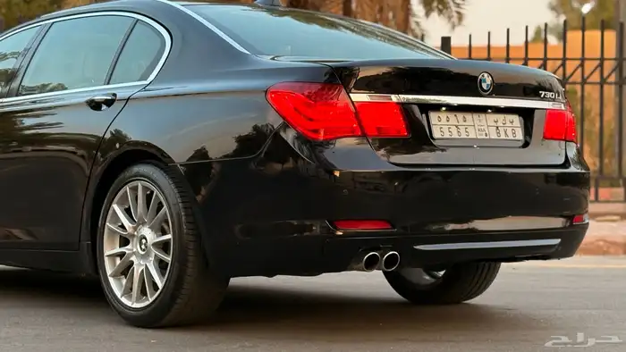 بي ام دبليو 730Li 2012 individual ( منوة المستخدم ) 7