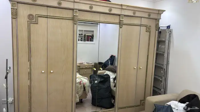 اثاث للبيع دواليب وبراد وغاز وغرف نوم وكنب وطاولة طعام 23