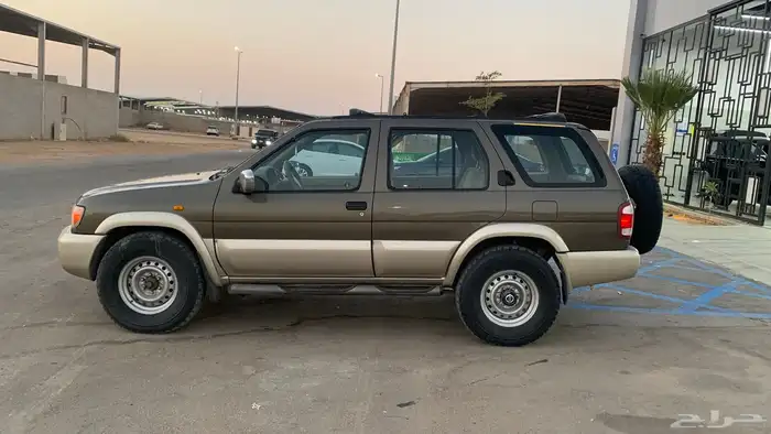 نيسان باثفندر 2001 قير عادي ممشى ((570)) الف 6