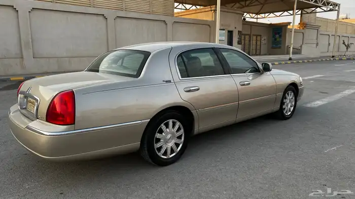 لينكون تاون كار 2009 سيقنتشر ليميتد 4