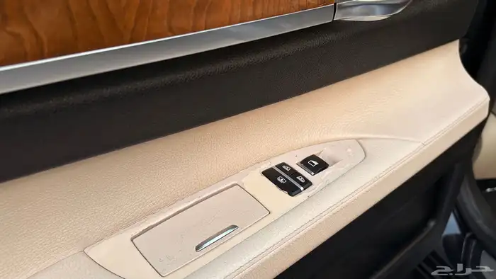 بي ام دبليو 730Li 2012 individual ( منوة المستخدم ) 36