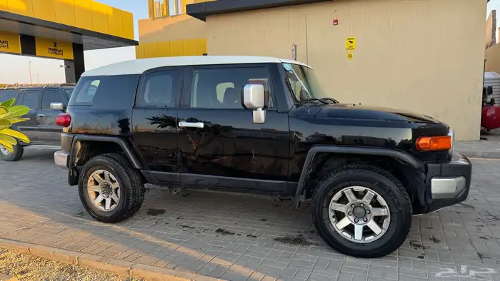 للبيع FJ موديل 2011 قير عادي 0