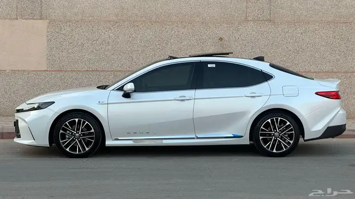 كامري 2025 6