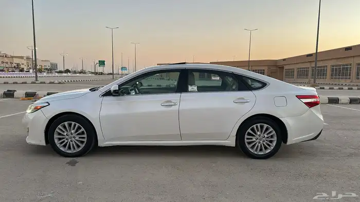 تويوتا افلون 2013 9