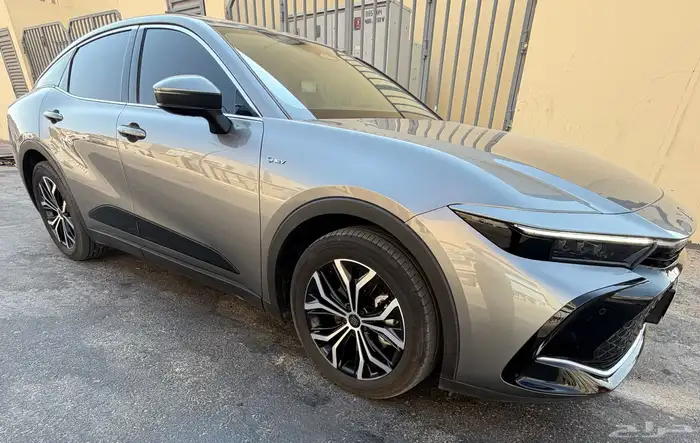 كراون بريميوم 2025 2