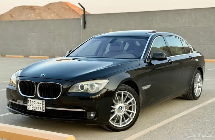 بي ام دبليو 740 موديل 2011 نظيف جدا 0