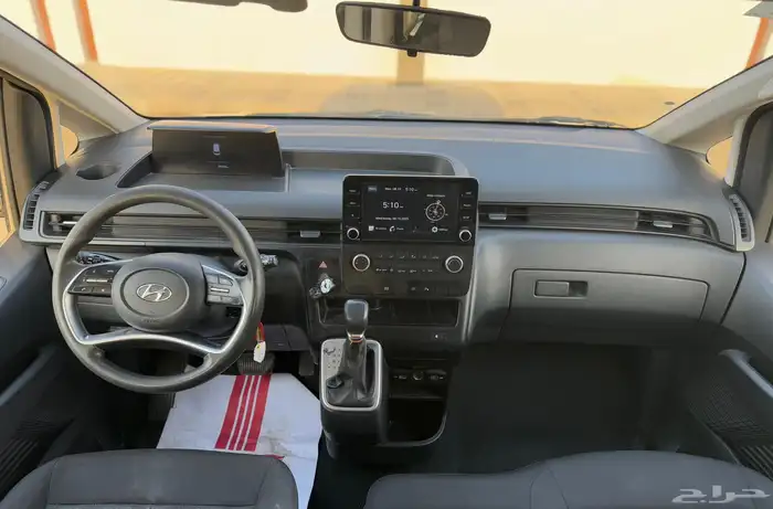 هونداي ستاريا موديل 2022 السعر 57000 الف 9