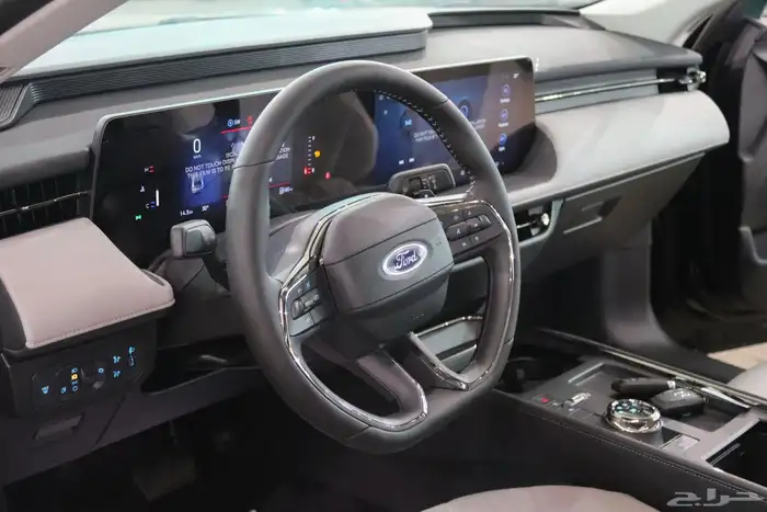 فورد تورس ستاندر موديل 2026 بسعر 124.200 11