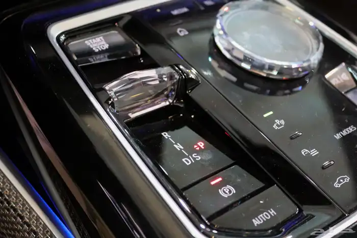 بي إم دبليو 735 M-kit موديل 2024 مستخدم بسعر 435.000 21