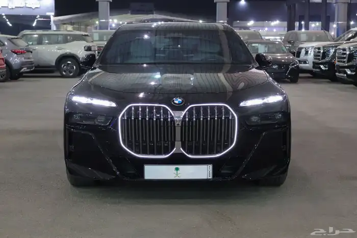 بي إم دبليو 735 M-kit موديل 2024 مستخدم بسعر 435.000 2