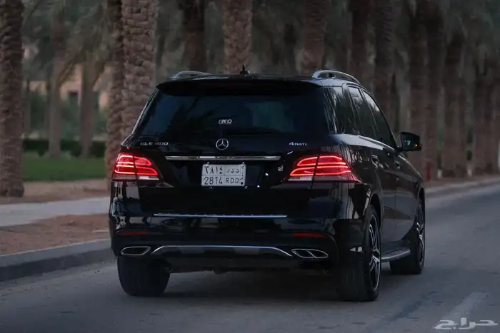 مرسيدس GLE400 موديل 2018 فل كامل AMG 5