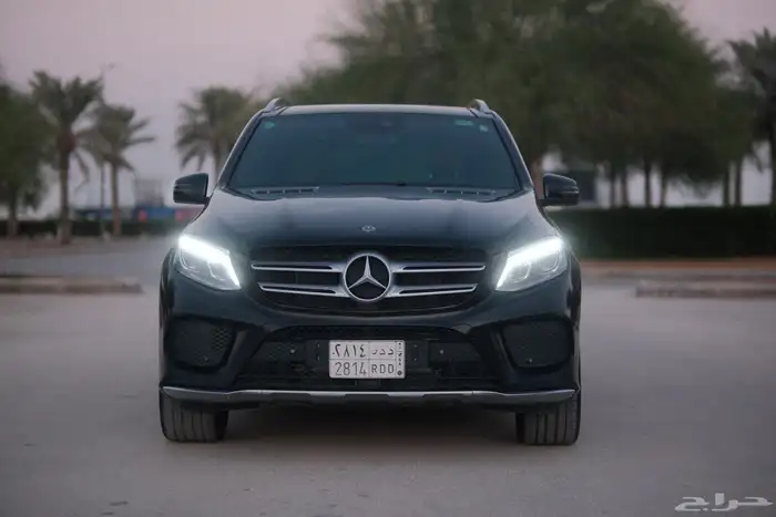 مرسيدس GLE400 موديل 2018 فل كامل AMG 8