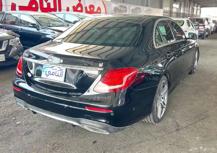مرسيدس E200 2019 3