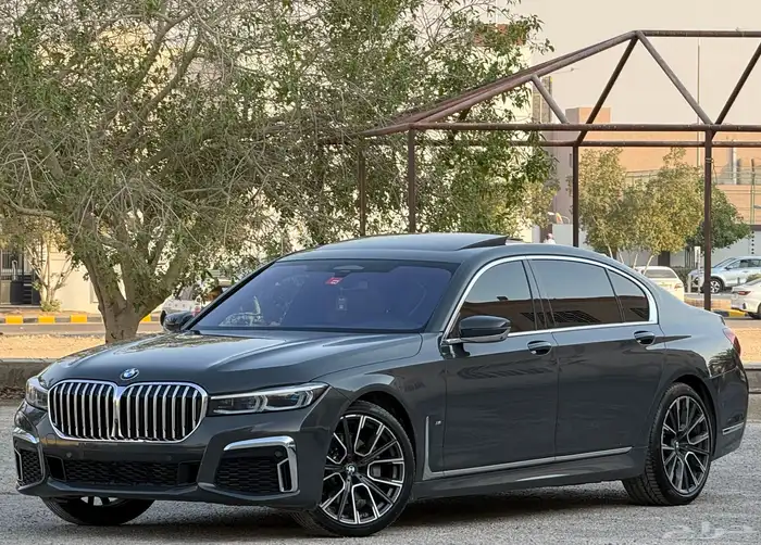 بي ام دبليو 730Li 2021 6