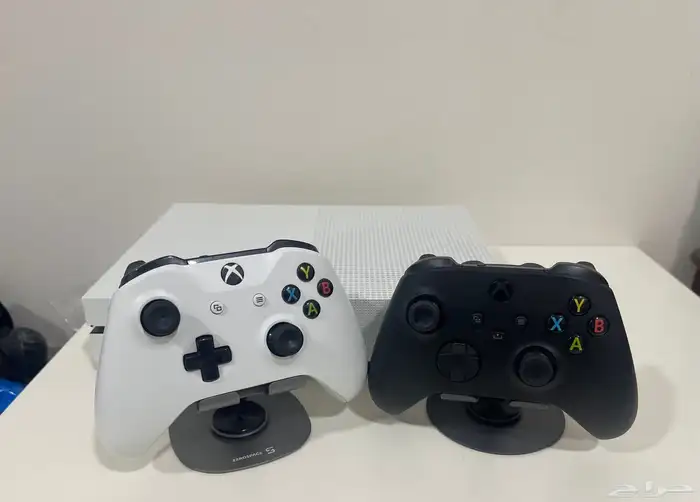 Xbox One S 5