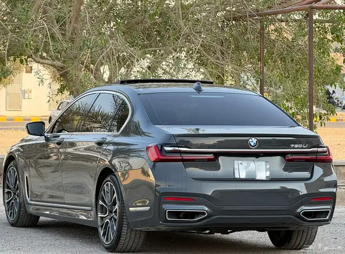 بي ام دبليو 730Li 2021 3